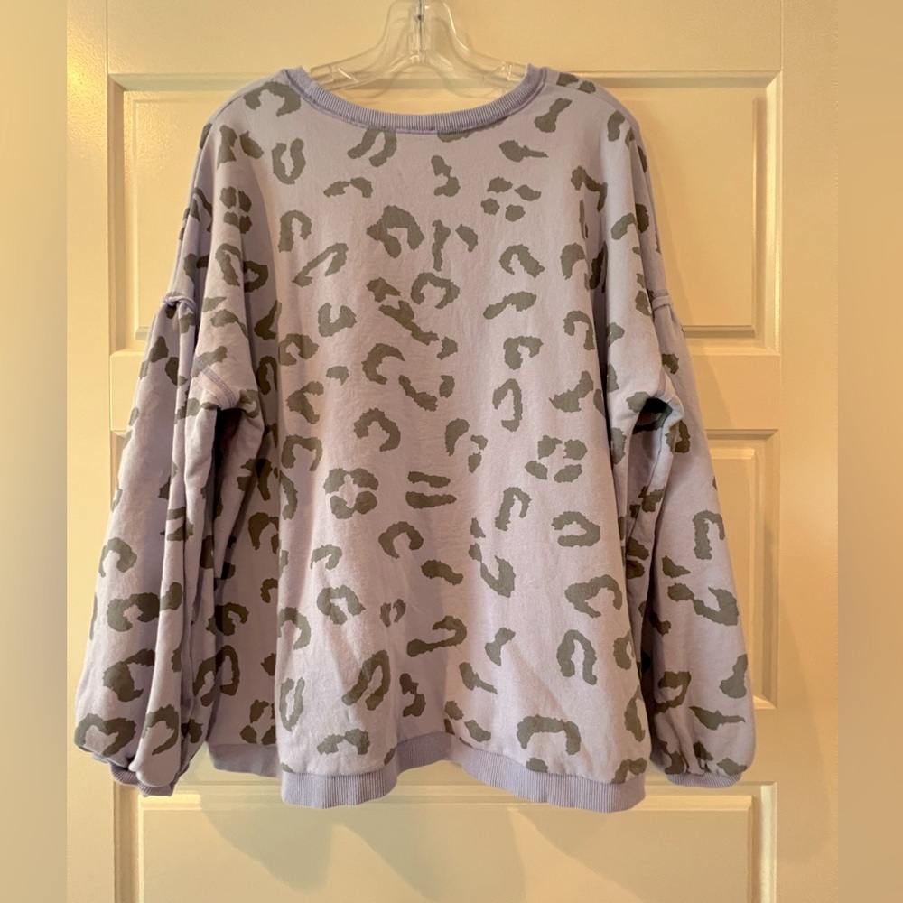 Easel Sweatshirt Leopard Print Lilac Relaxed Fit